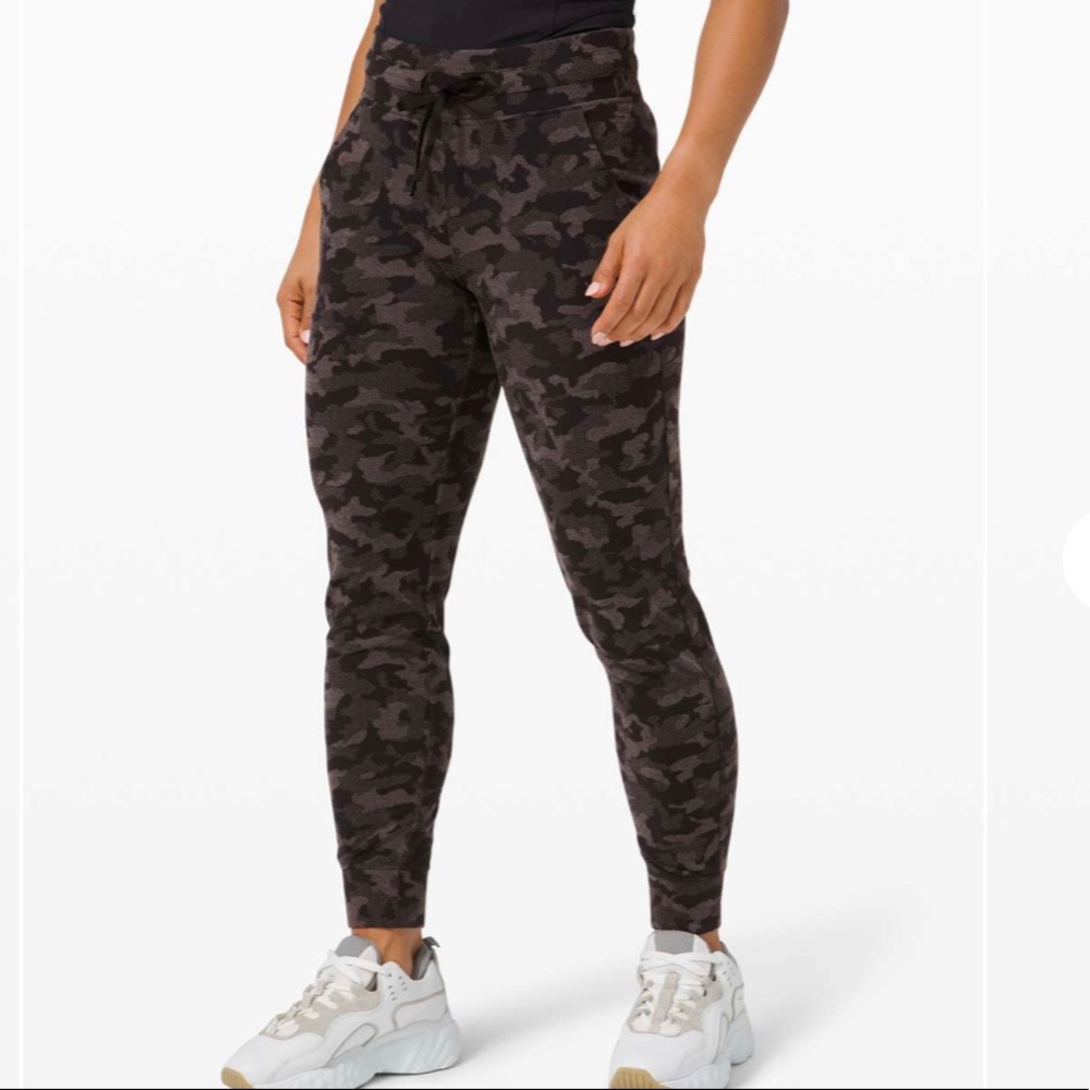 Lululemon Ready to Rulu Jogger * like new